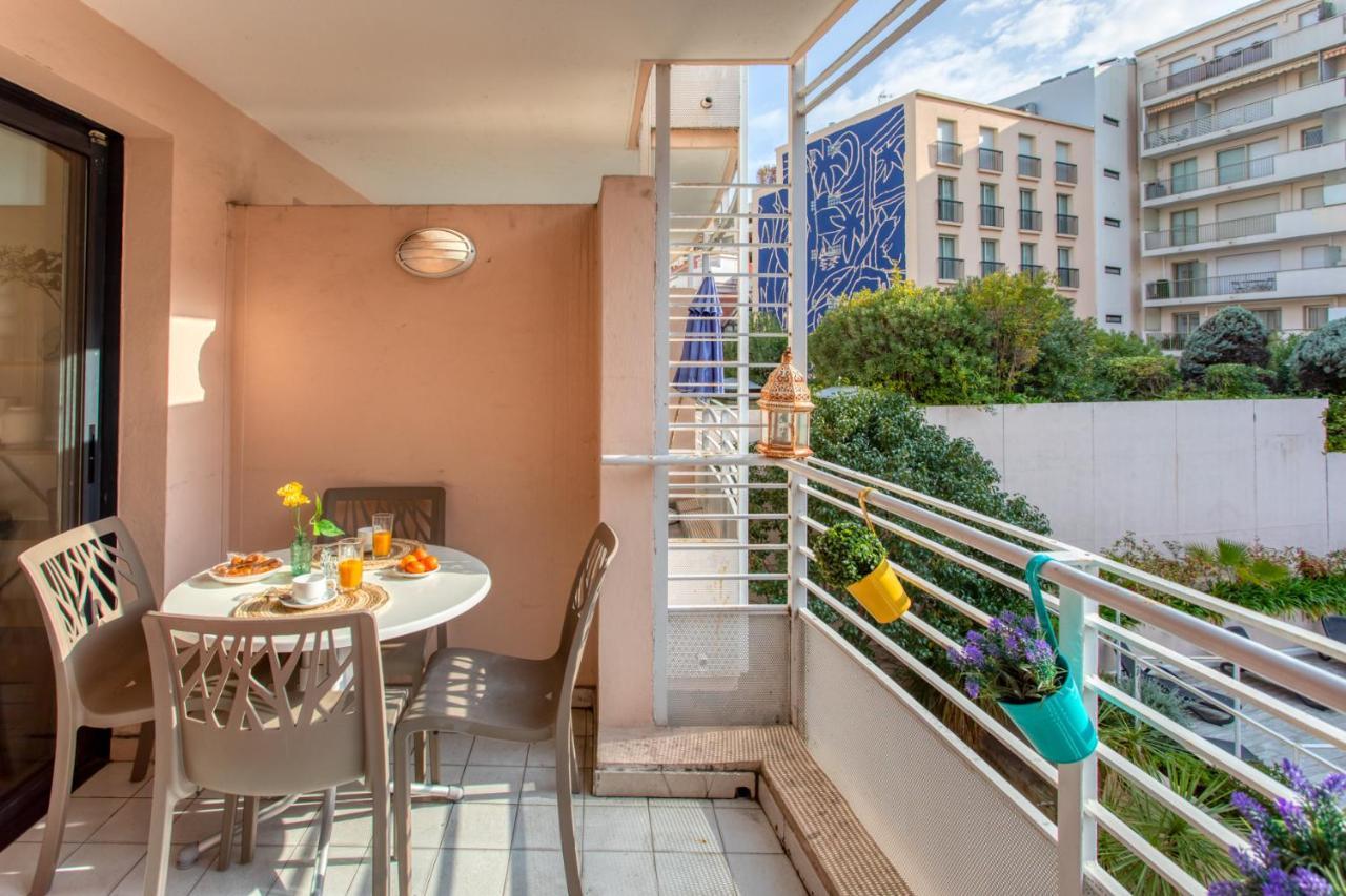 C1 Clemenceau Pool Balcony Bath Ac 2Mins Walk To Sand Beach Cannes Exterior photo